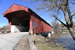 Kissing Bridge